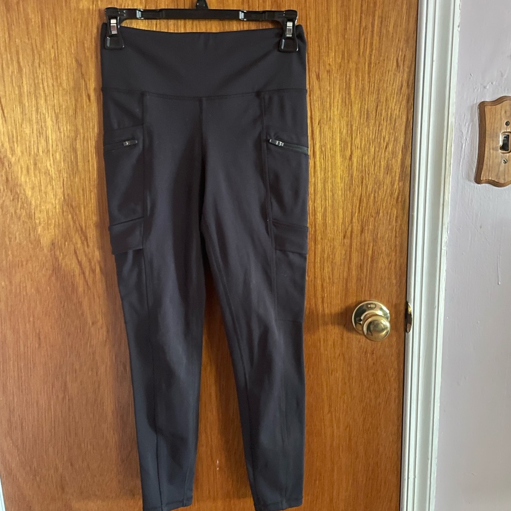 Halara 7/8 leggings with pockets